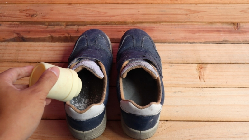 Balıkesir’de ayakkabı kokusu ve terleme sorununa pratik bir çözüm bulundu.