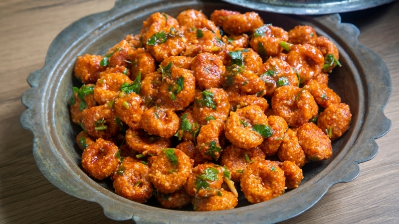 Balıkesir mutfağında da sevilen fellah köftesi, bu tarifle asla dağılmadan