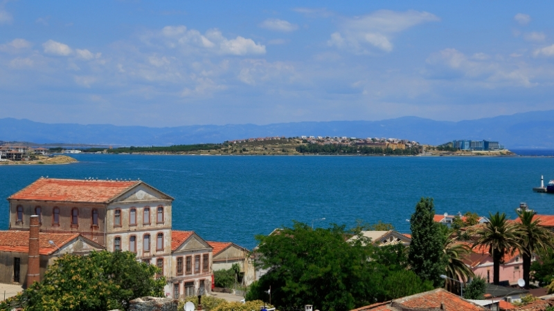 Kazdağları’nın serin sularından Ayvalık’ın taş sokaklarına, Erdek’in altın kumlarından Bandırma’nın