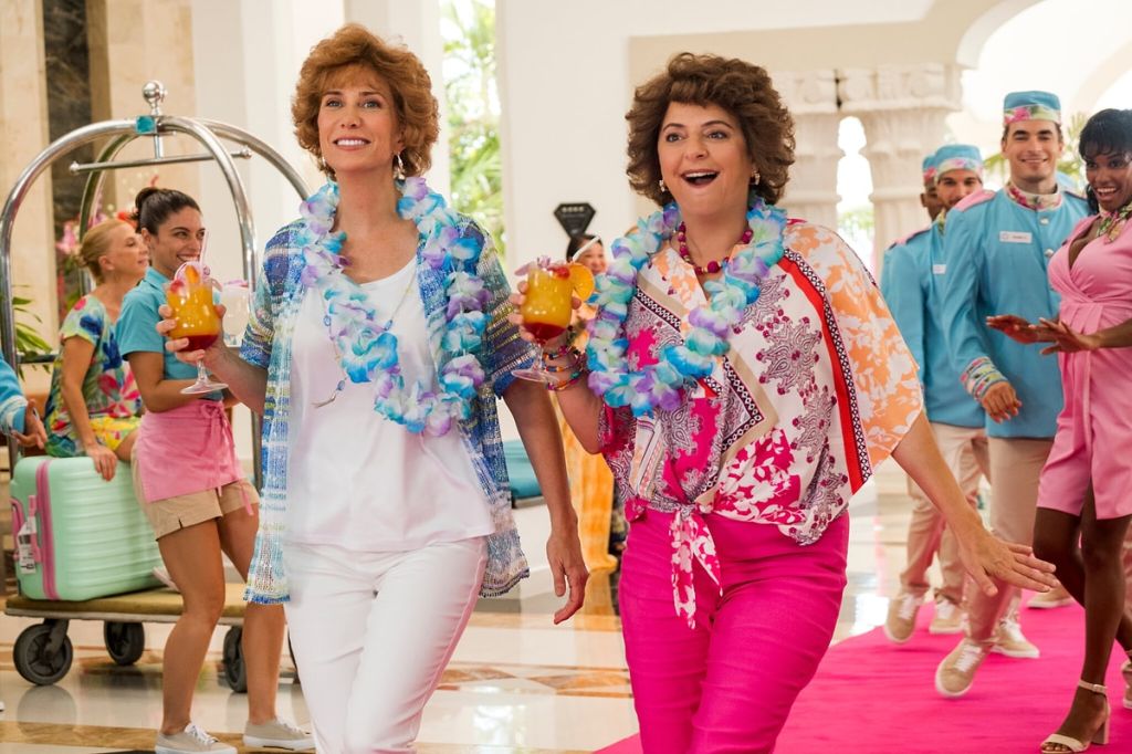 Gülerken Gözünüzden Yaş Getirecek 15 Komedi Filmi Barb and Star Go to Vista Del Mar - Marmara Bölge Gazetesi