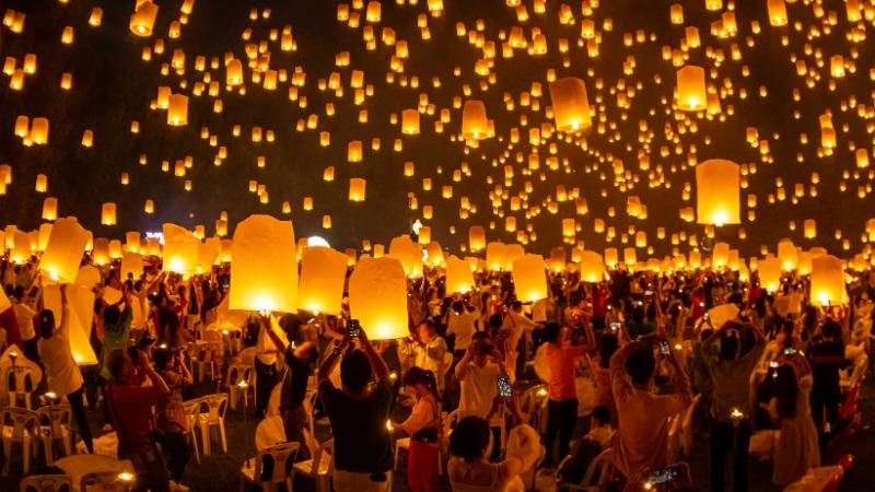 Balıkesir Büyükşehir Belediyesi’nin düzenlediği Mahalle Şenlikleri, yaz tatilinin bitmesine sayılı