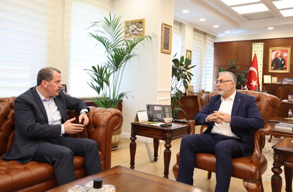 Memur Zam Görüşmelerinde İkinci Teklif Krizi: Ali Yalçın’dan Sert Çıkış - Marmara Bölge Gazetesi
