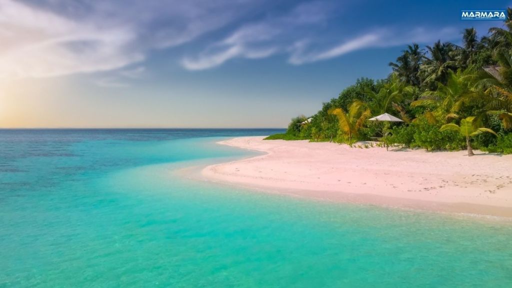 İzmir’in kuzey sahillerinde konumlanan Foça, 2025 yılı itibarıyla çevre ve