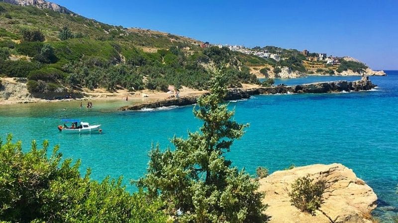 İzmir’in yoğun sahillerinden uzaklaşıp doğayla baş başa kalmak isteyenlerin yeni