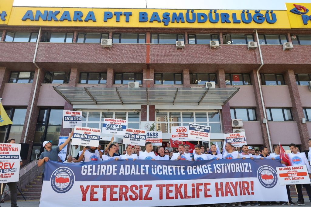 Memur Zam Görüşmelerinde İkinci Teklif Krizi: Ali Yalçın’dan Sert Çıkış TeklifYenilensinEylemleri 2 - Marmara Bölge Gazetesi
