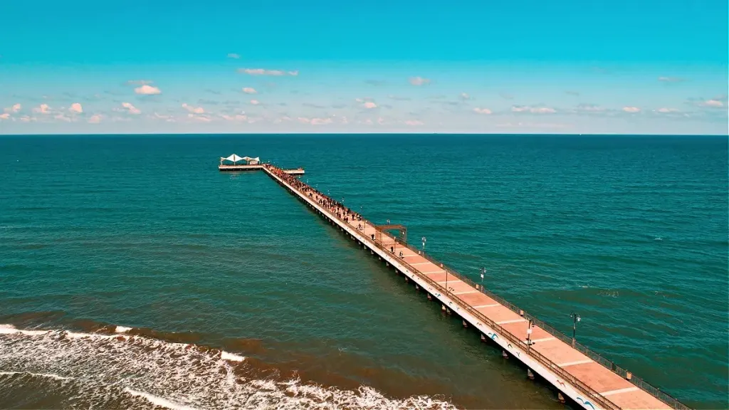 Yakakent Aile Plajı, ücretsiz girişi, incecik kumu ve tertemiz deniziyle