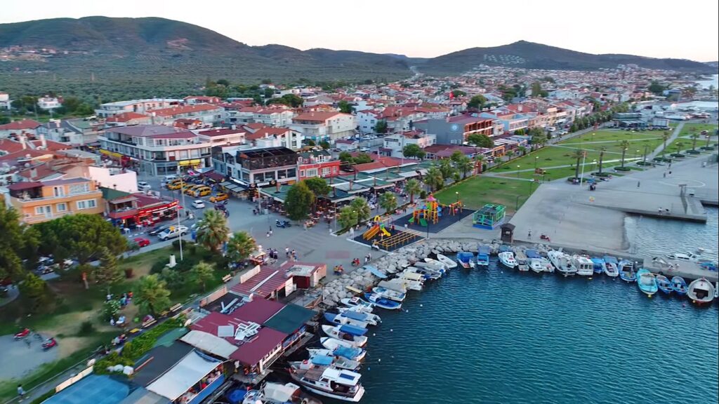 Burhaniye’de çocukların mutluluğuna mutluluk katacak toplu sünnet şöleni için kayıtlar