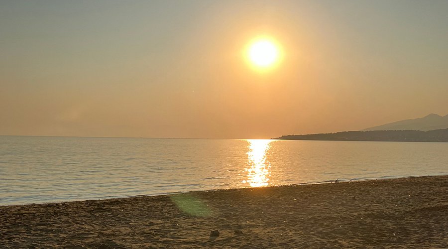 İzmir’den Yalnızca 40 Dakikada Ulaşılabilen Kum Denizi Plajı caption 13 - Marmara Bölge Gazetesi