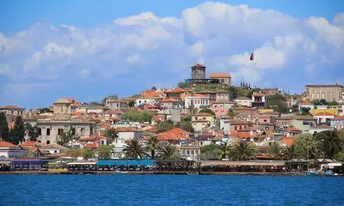 Ayvalık’ta salça telaşı başlıyor, belediye kadınların işini kolaylaştırıyor. 20-25 Ağustos’ta