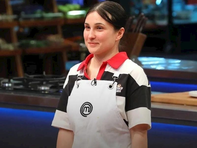MasterChef’te Potaya Son Katılan İsim Olay Yarattı! masterchef hilal agca kimdir 6094ceb9 bbde 4a08 a8c3 a08b87189a28 - Marmara Bölge Gazetesi