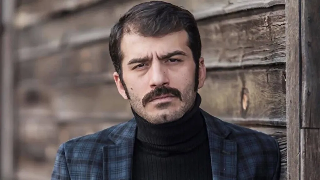 Ünlü Oyuncu Ufuk Bayraktar Haraç İddiasıyla Gözaltına Alındı oyuncu ufuk bayraktar gozaltina alindi zubg cover - Marmara Bölge Gazetesi