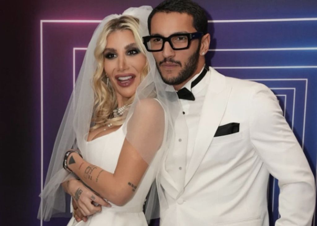 Son günlerde sosyal medyada gündeme oturan İrem Derici’nin sürpriz evlilik