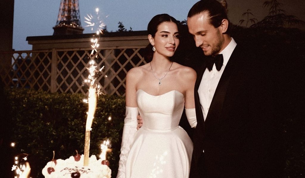 Oyunculuğuyla ve güzelliğiyle adından sıkça söz ettiren Melisa Aslı Pamuk,