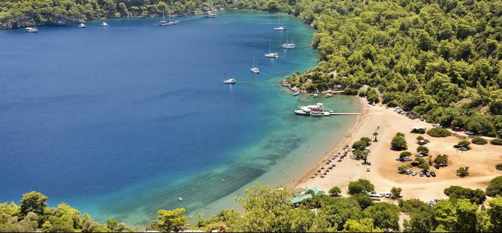 Ege’de Dalgasız ve Huzurlu Bir Tatil Adresi sarsala koyu 1 e1618764116176 - Marmara Bölge Gazetesi