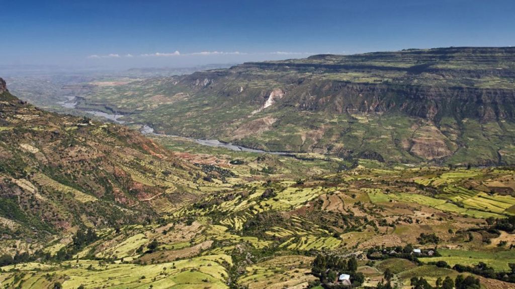 topraklari petrol kaynayan ulkeden turkiyeye olay davet kapimiz size acik gelin bad186 - Marmara Bölge Gazetesi