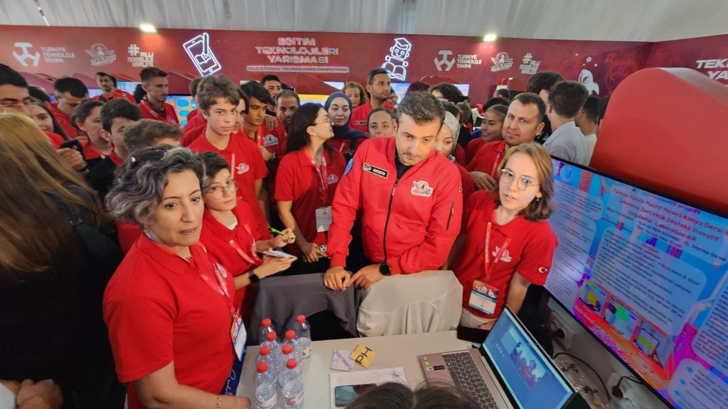 Balıkesirli Öğrenciler TEKNOFEST’te Zirveye Damga Vurdu! 005b9b2b 7e12 406b a6a8 85b7e159d306 - Marmara Bölge Gazetesi