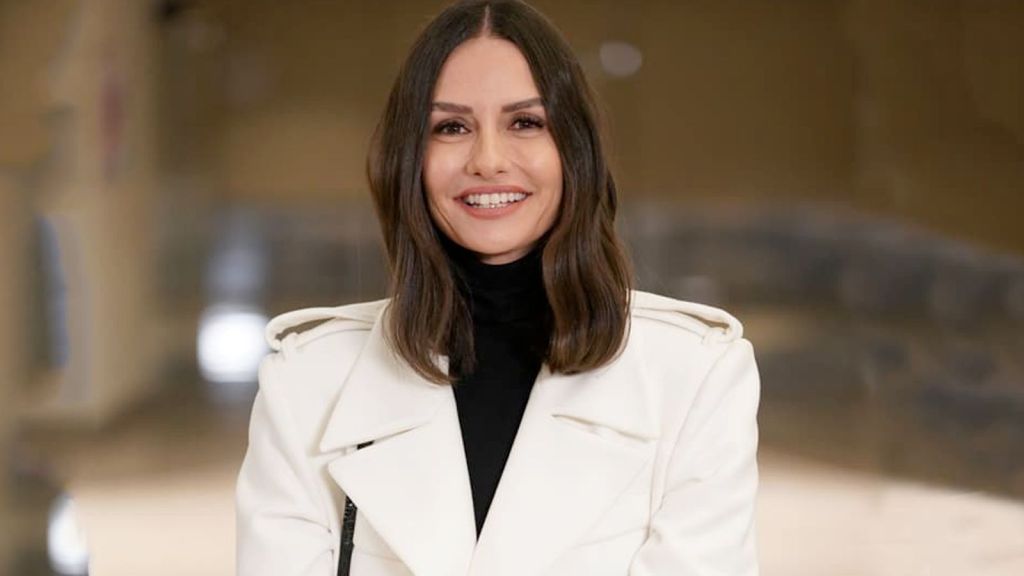 Ünlü oyuncu Yasemin Özilhan ile iş insanı İzzet Özilhan’ın 14