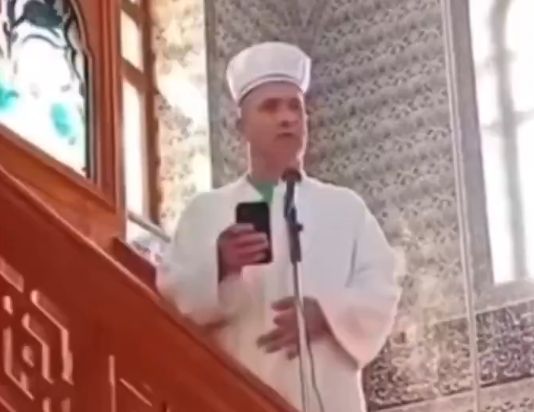 İmam Cemaate Kızdı Namazı Kıldırmadı! 1759010265 3587ae - Marmara Bölge Gazetesi
