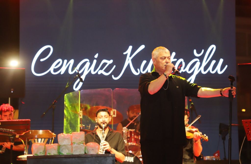 Gönen’de, Sarıköy’ün düşman işgalinden kurtuluşunun 103. yılı büyük bir coşku