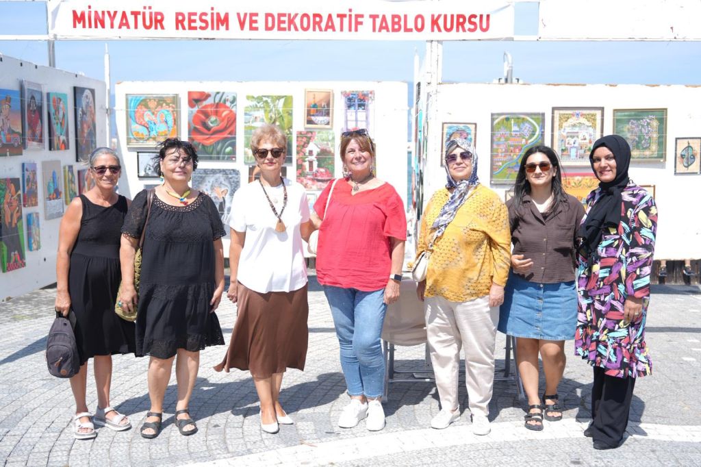 Burhaniye’de Sanat Rüzgarı Esti! 542632138 1238271418339224 6154165029714242755 n - Marmara Bölge Gazetesi