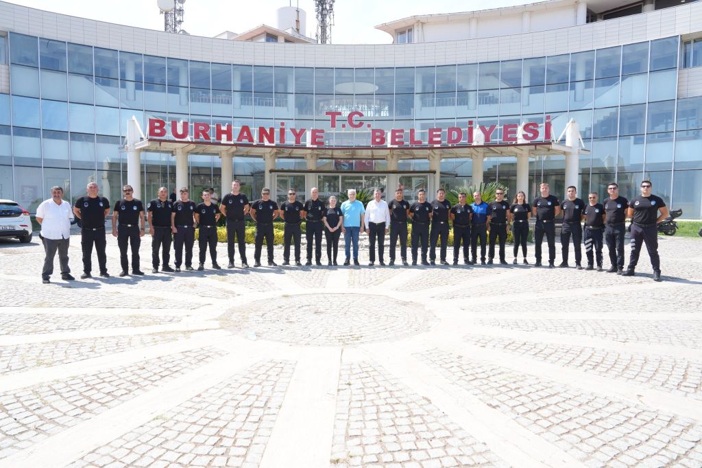 Başkan Deveciler, Zabıta Haftası’nı kutlamak amacıyla zabıta personeline teşekkür ziyaretinde