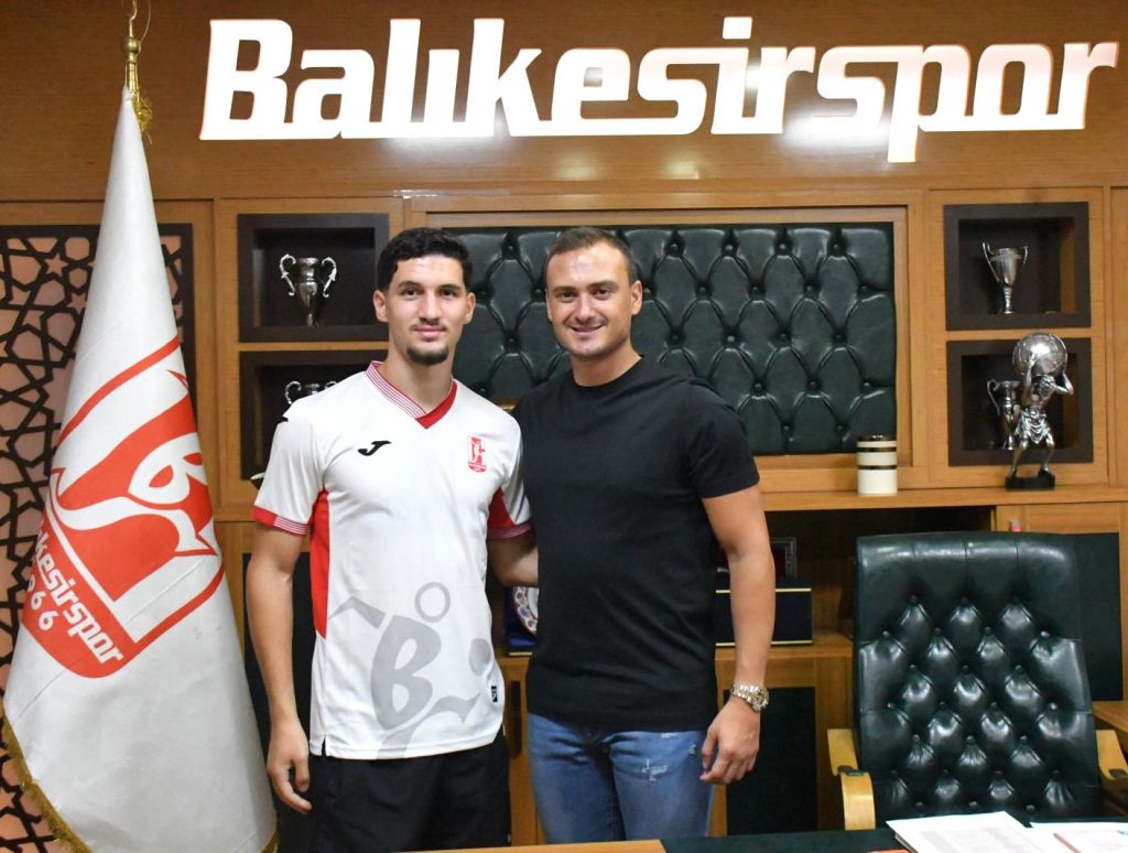 Balıkesirspor’dan Çifte Transfer Hamlesi 544547400 1335808731887527 8251419996150723590 n - Marmara Bölge Gazetesi