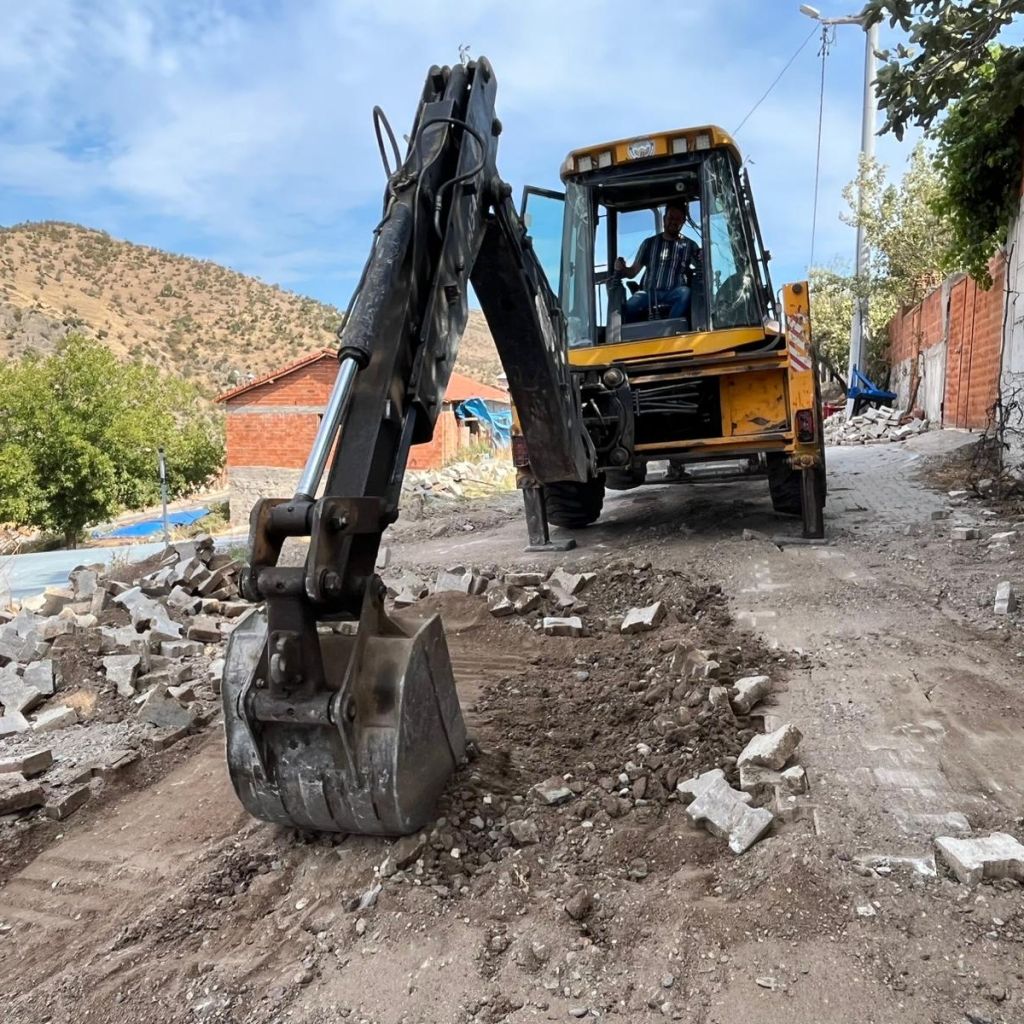 Bigadiç’in Yollarında Konfor Dönemi Başlıyor! 545344148 122210799146300867 299352926531753842 n - Marmara Bölge Gazetesi