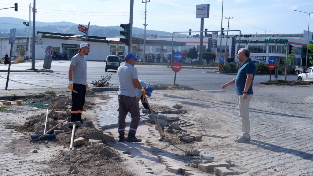 Susurluk Belediyesi Sahada! 545911343 1350003420462195 5197511022476842455 n - Marmara Bölge Gazetesi