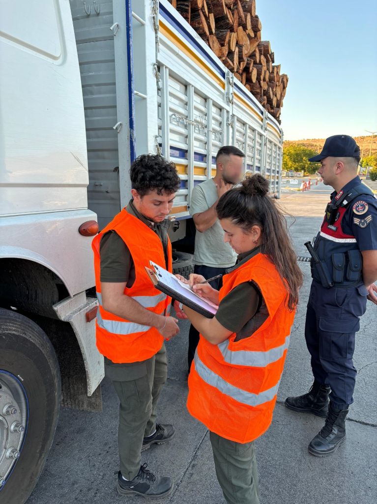 Balıkesir’de Kaçak Nakliyat Krizi! 546838234 1239243791577290 7579063859737532637 n - Marmara Bölge Gazetesi