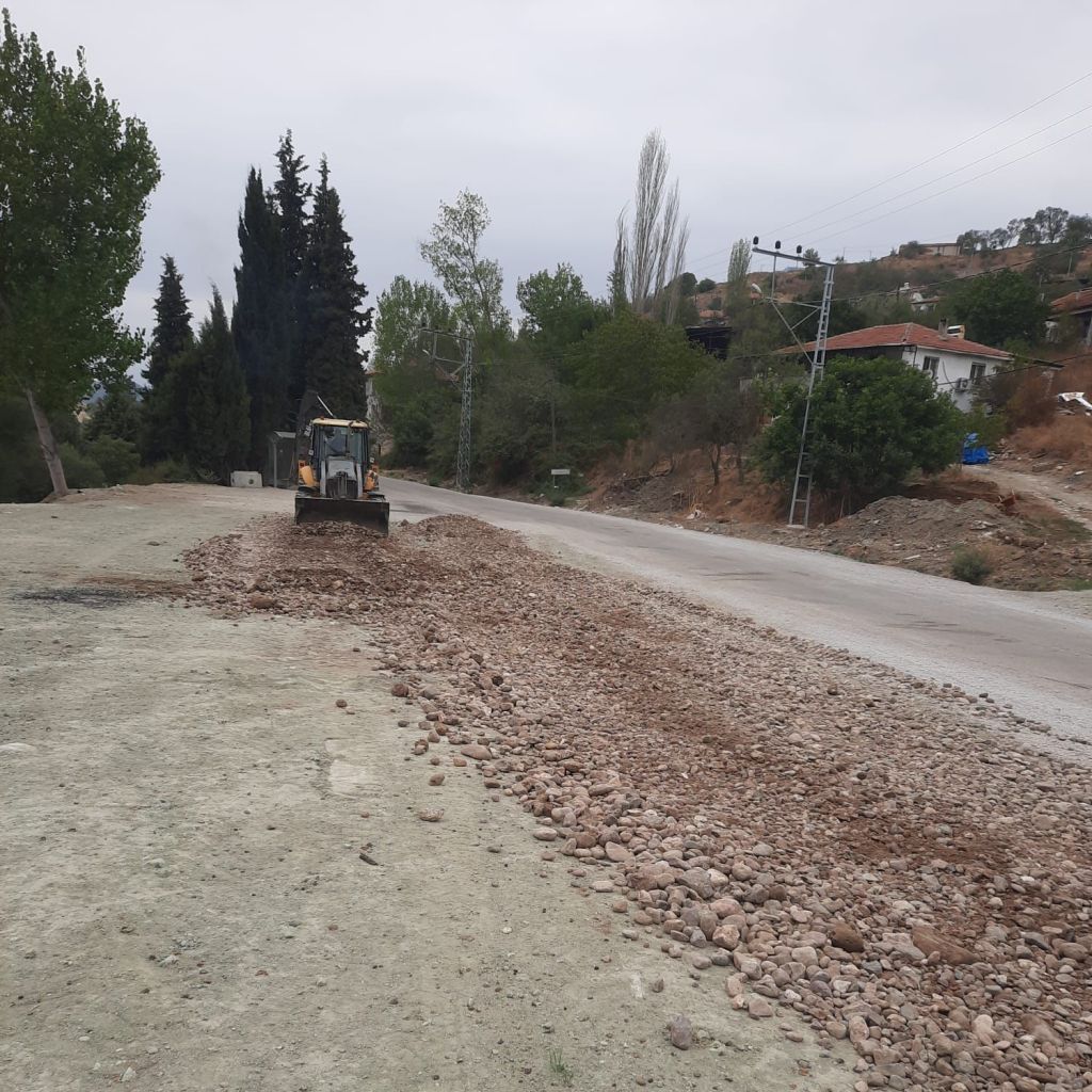 Bigadiç’teYollar Yenileniyor! 547491022 122211637628300867 6064481161818087586 n - Marmara Bölge Gazetesi