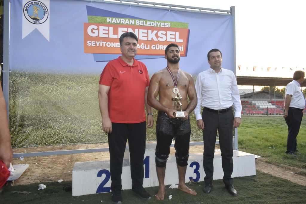 8. Geleneksel Seyitonbaşı Yağlı Güreşleri 548386112 1106000535050695 2669486074872280076 n - Marmara Bölge Gazetesi