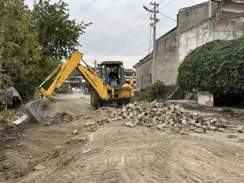 İvrindi Baştan Aşağı Yenileniyor! 550387600 122196690512335762 2118400523968968905 n - Marmara Bölge Gazetesi