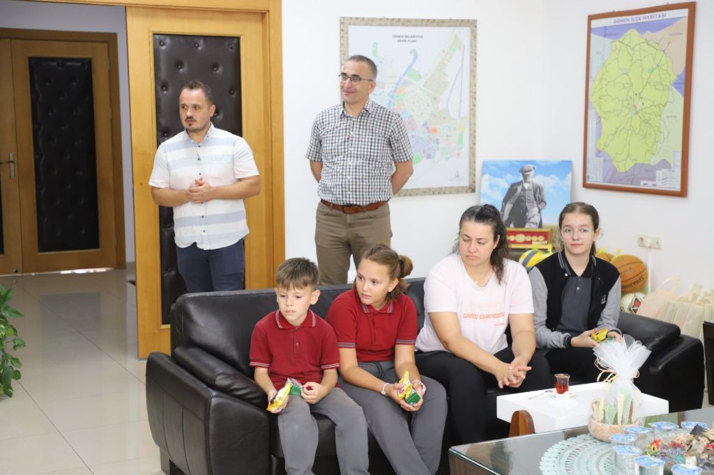 Gönen’de Çevre İçin Tarihi Adım! 552480808 1239842601519108 5702866072181794355 n - Marmara Bölge Gazetesi