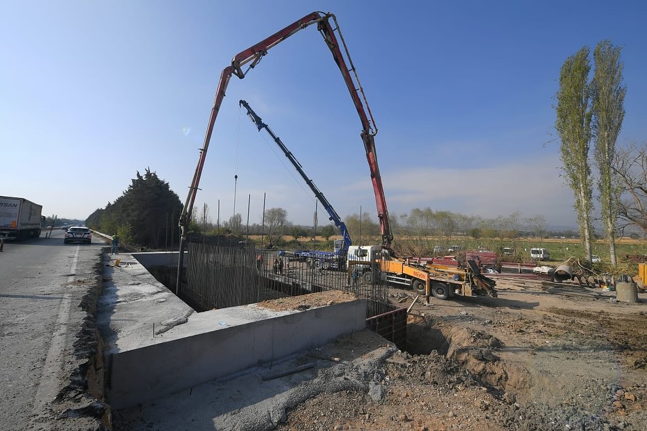 Balıkesir’de 25 Aralık 2024’te öğrenci servisi ile TIR’ın çarpıştığı kavşakta