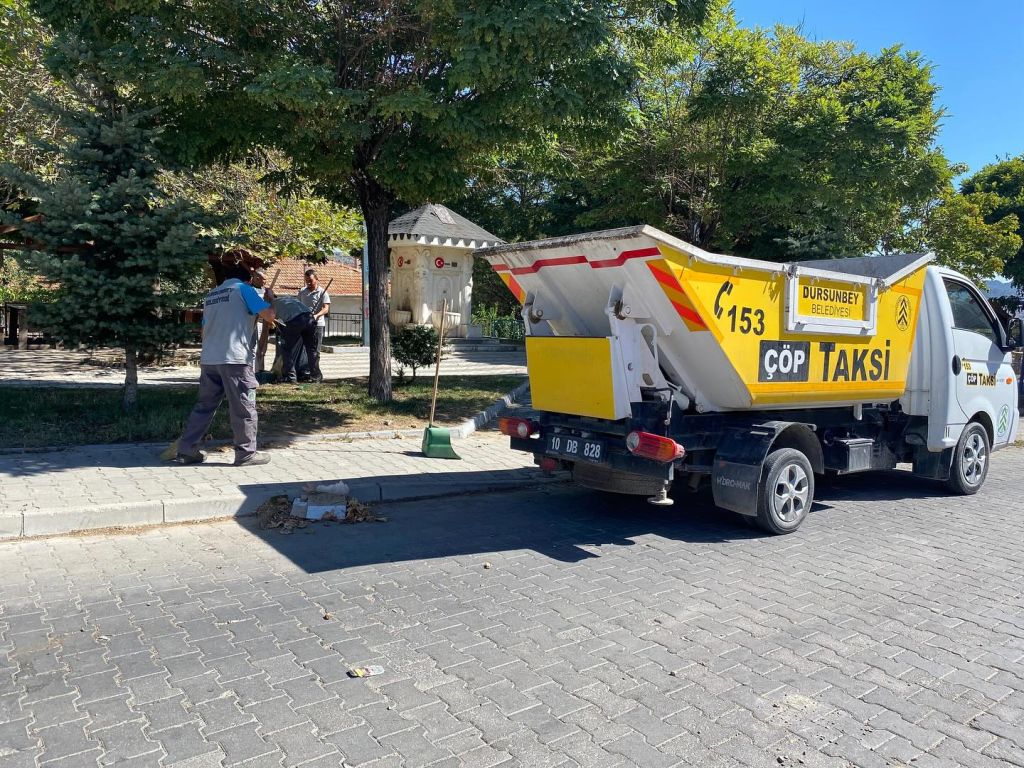 Dursunbey’de Büyük Temizlik Harekatı! 553312454 18487558192079512 1036043530635696546 n 1 - Marmara Bölge Gazetesi