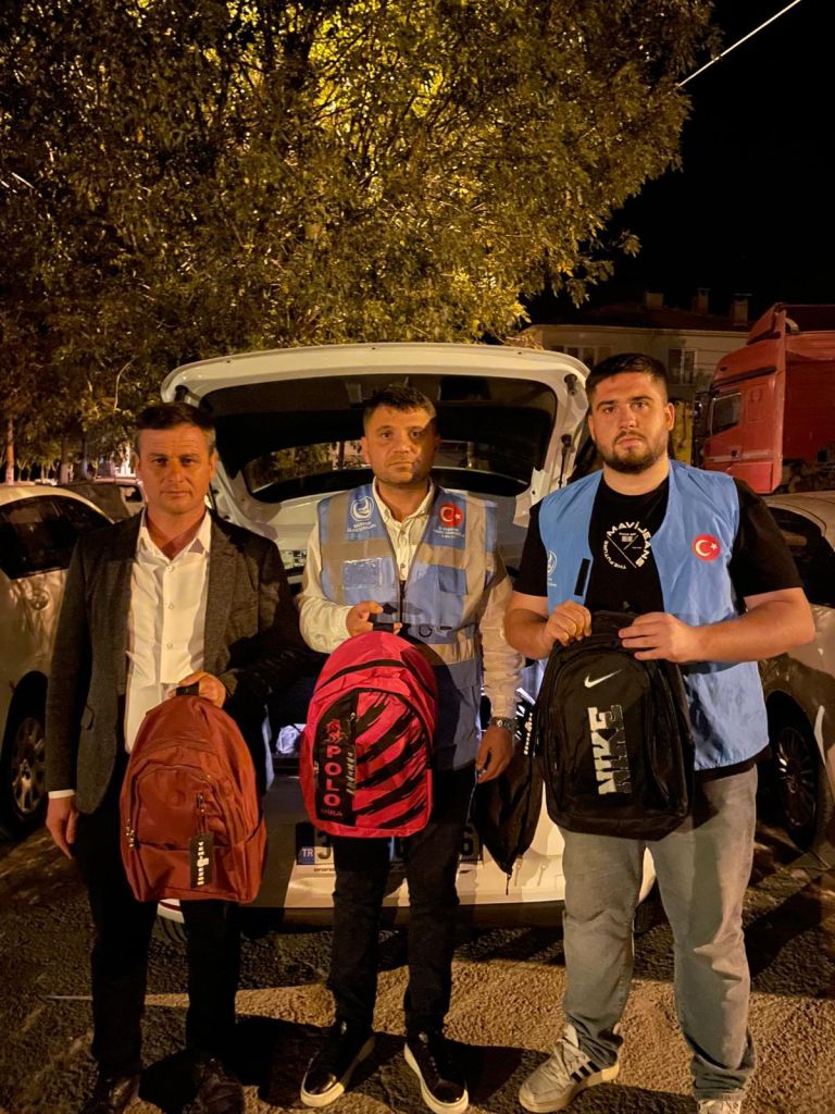 “Ülkü Ocakları Yardım Yapmaz, Elindekini Paylaşır” 554363931 1217867153721211 6558200544989640440 n - Marmara Bölge Gazetesi