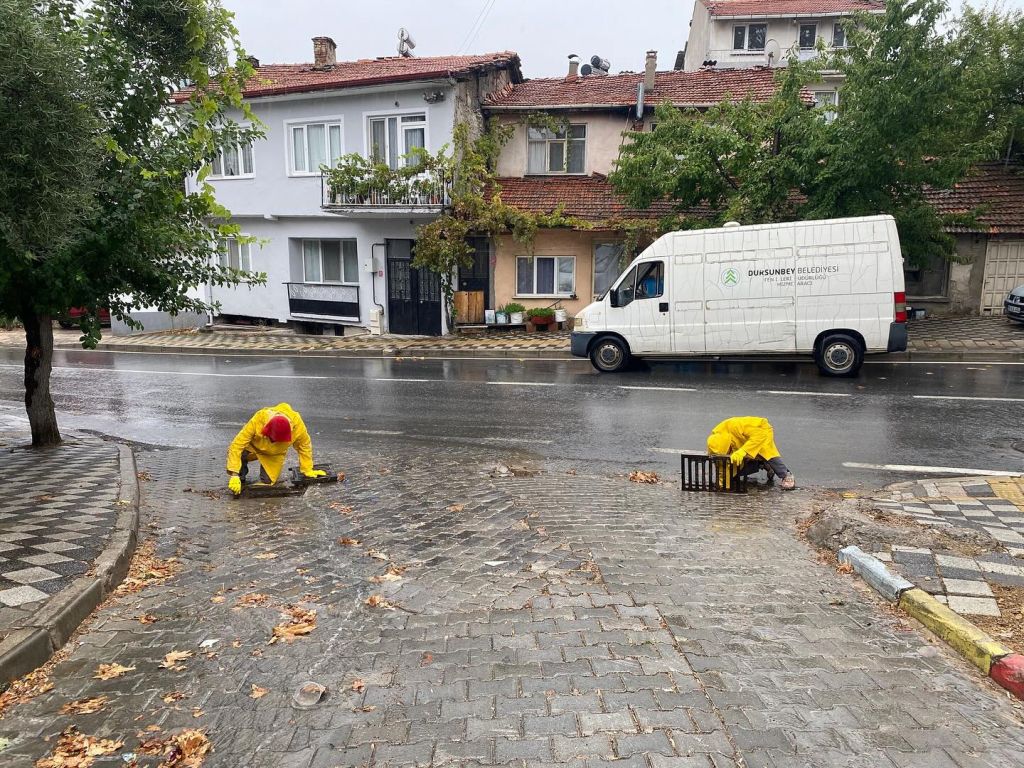 Dursunbey’de Temizlik Seferberliği Sürüyor! 556541804 18488790757079512 7031273062126272990 n - Marmara Bölge Gazetesi