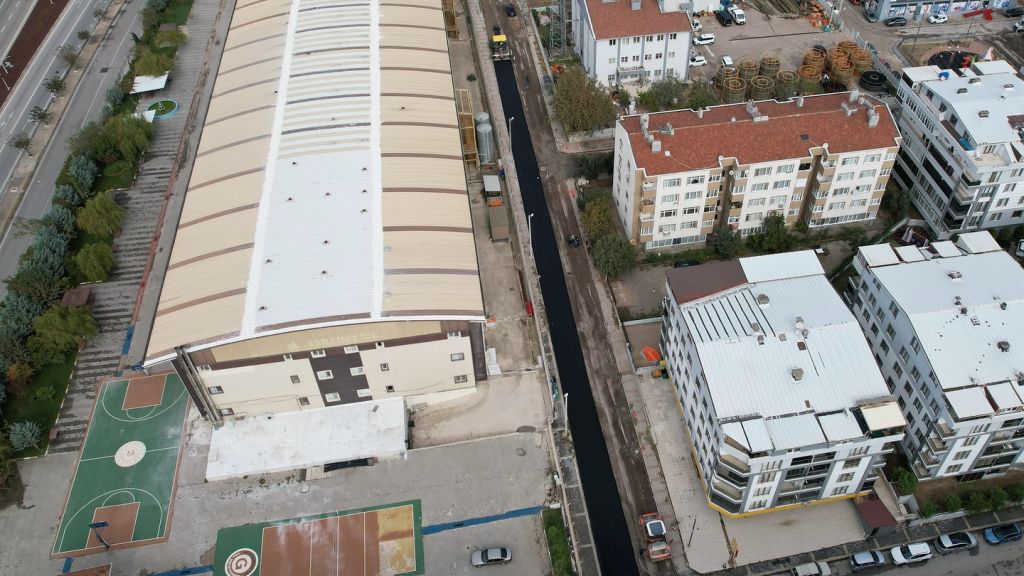 Balıkesir’in Bandırma ilçesinde 600 Evler Mahallesi Konaktur 2142. Sokak ve