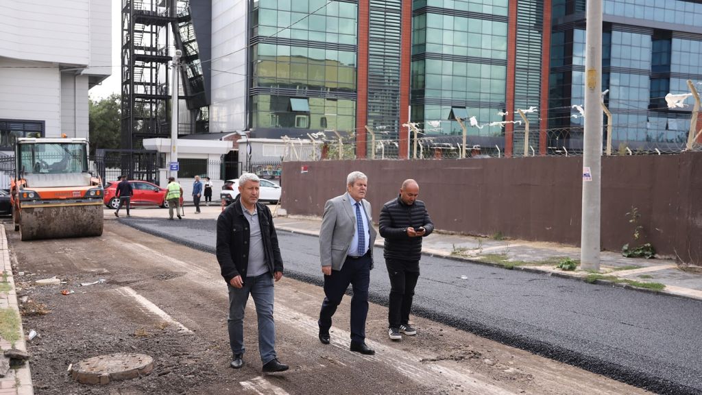 Bandırma’da Yıllardır Bitmeyen Yol Çilesi 557347238 18328450021225400 2883894361026052555 n - Marmara Bölge Gazetesi