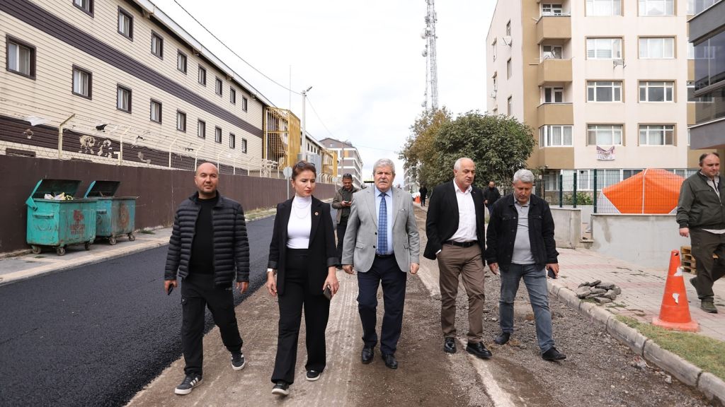 Bandırma’da Yıllardır Bitmeyen Yol Çilesi 557371404 18328449991225400 1266589863047574605 n - Marmara Bölge Gazetesi