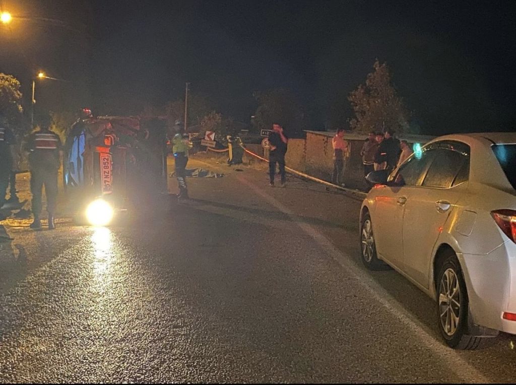 Manyas’ta Feci Kaza: Bir Ölü, Üç Yaralı AW533014 01 - Marmara Bölge Gazetesi