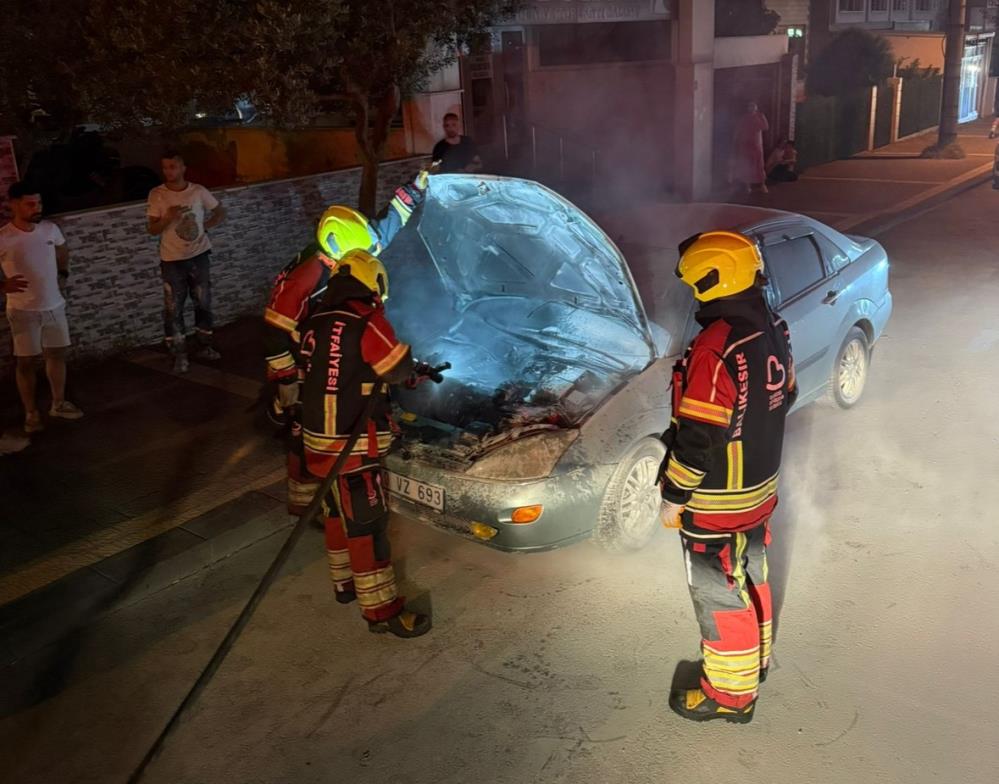 Bandırma’da Araç Alev Aldı! AW535696 01 - Marmara Bölge Gazetesi