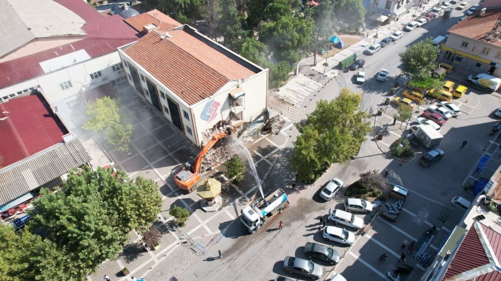 Balıkesir’deki Oteller Yıkılıyor! AW536130 07 - Marmara Bölge Gazetesi