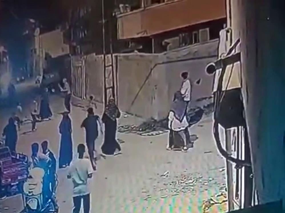 Sokakta Oynayan Çocuklara Sopalı Saldırı! AW540338 02 - Marmara Bölge Gazetesi