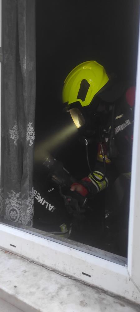 Balıkesir’de Ev Alev Alev Yandı AW540994 03 - Marmara Bölge Gazetesi