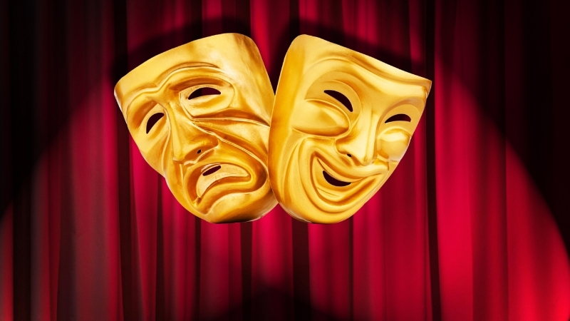 Gömeç Belediyesi Kent Tiyatrosu, çocuklar ve yetişkinlere özel ücretsiz eğitim