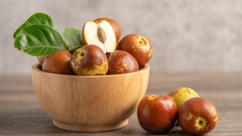 Çin hurması olarak da bilinen hünnap, düşük kalorili yapısıyla tam