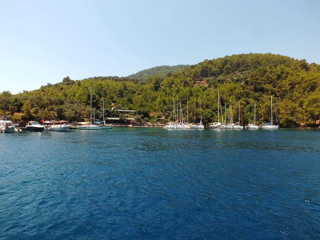 Ünlü tatil beldesi, Muğla’nın Göcek ilçesinde bulunan Bedri Rahmi Koyu,
