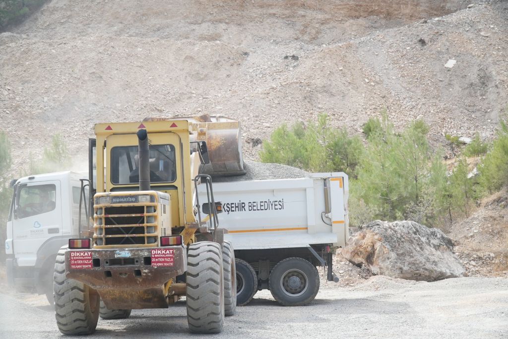 Büyükşehir, Dursunbey’de ulaşım konforunu artırdı Buyuksehir Dursunbeyde ulasim konforunu artirdi 2 - Marmara Bölge Gazetesi