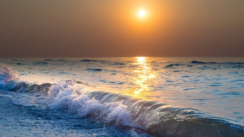 Tarihi Myndos kalıntıları ve Tavşan Adası manzarasıyla ünlü Gümüşlük Sahili,